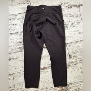 Lululemon cropped leggings